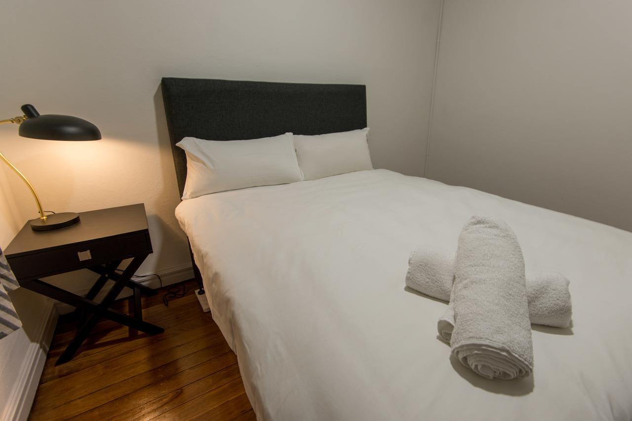 The Tamworth Hotel Экстерьер фото