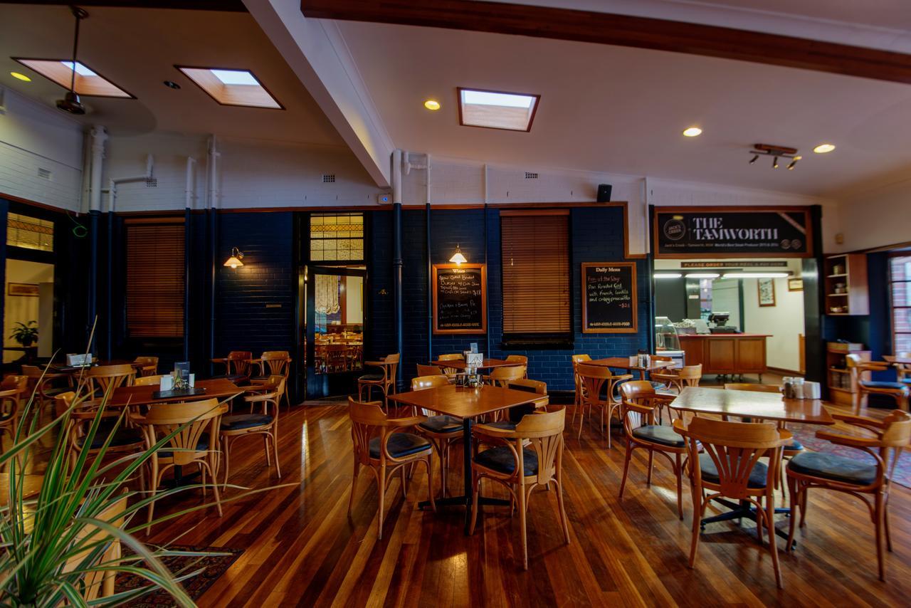 The Tamworth Hotel Экстерьер фото